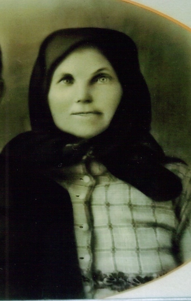 Jenovéfa Pazderková, r. Šefčíková (1875-1932), manželka Martina Pazderky (1879-1941)